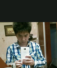 朋友说里面有征婚征友的,赶紧上来