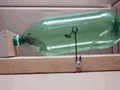 空瓶子还能自制捕鼠器
