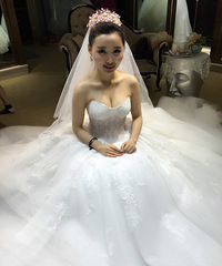 顶着过敏的脸去试妆试纱,你们想不想看效果嘛