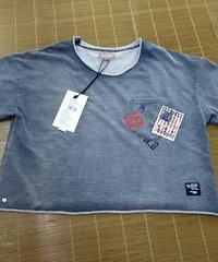 无意间发现大融城一家非常好的服装店,跟大家分享下