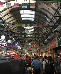 �����׶������У��ԳԳ������򣬻���˧������