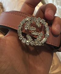三亚gucci在打折,皮带好便宜啊