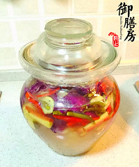 【耗之御膳房】耗子哥教大家四川泡菜的制作
