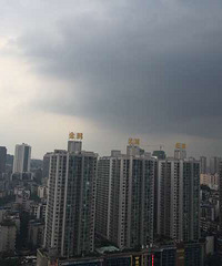 我在观音桥已经听到打雷声了,关键是我没带伞……