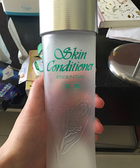 奥尔滨健康水,用来湿敷T区对闭口真的超级有效