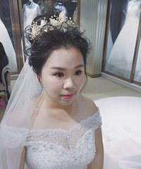 试婚纱试妆--胖姑娘也能当美美的新娘