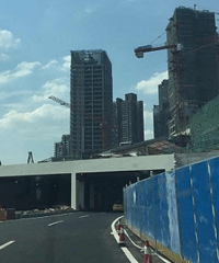 开车上班发现南滨路改道了,这是在修什么??