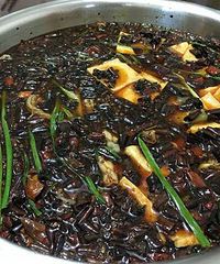 居民楼角的美蛙,听说在这儿照相的最美【美食单店推荐】