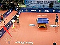王励勤打到场外去了