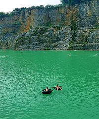 �������и���ҰӾ�ĵط�+�����ܱ����μǴ���