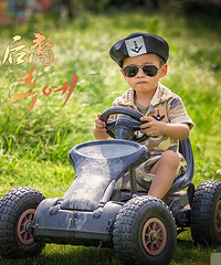 这娃太帅啦,出场好拉风