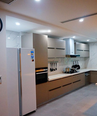 KK&��è�������ִ�HOUSE����ҵ�գ�