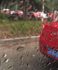 今早大雨,有谁没迟到的?我现在还被堵到南桥寺转盘