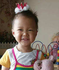 这就是女儿啊,贴心小棉袄啊!