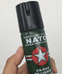防狼看到好多姐妹遇到地铁咸猪手,我就买了个防狼喷雾防身