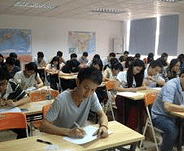 想读成人大学,朋友们有没有学校推荐的呀?