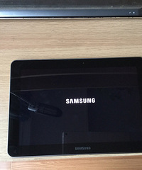 三星平板电脑TAB1(GT-P7500),3G加Wi-Fi版16GB。1500转