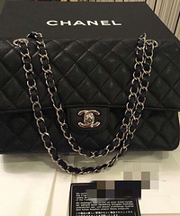 ����һ�����ζ�Cf�к�������û�ŶӾ�����