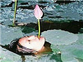 抑郁摄影师拍诡异照片