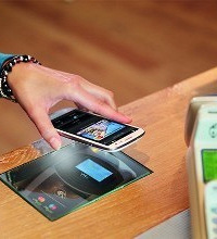 现在出门还有多少人带现金呢?身上现金基本没超过200快