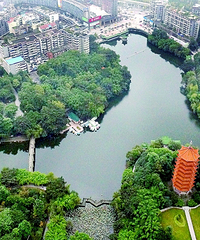 渝北中央公园与主城隔得是有点远,会是一个大坑么?