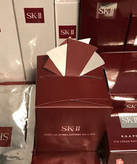 趁活动买了套SK-II,折扣加上赠品,基本是五折到手