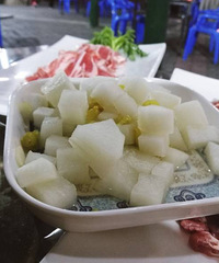 一年四季都卖羊肉的店,羊肉串我一个人连吃半斤都还不够