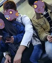 辣眼睛,公共场合这样真的好吗?