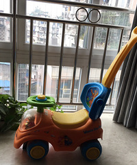 好孩子滑步车