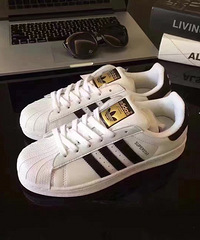 ɹɹ����İ�Ʒ��50�鲻����T�úô�������һ��һ��������ɫ