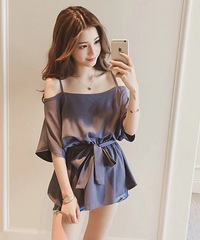 来说说你对哪种类型的衣服有执念吧!比如我最爱露肩的