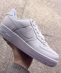 ���ʣ��ĸ����ӵ�С��Ь��ÿ�������