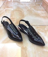 ����10˫Ь�ӣ���ҪǮ�Ƶģ�ֻ����ר�����ͷ��