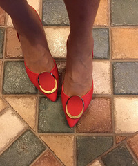 �������ˣ�һ����������˫Ь�����˺ü����������ɹ��