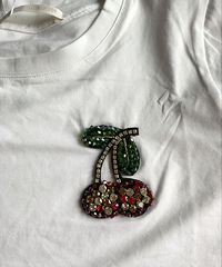 �����������������İ�ɫT��