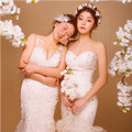 妈妈穿婚纱这么美