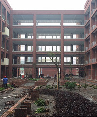 ����Сѧʵ�ؿ��죬��������ѧУ500�����򷿣�