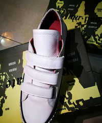 ������˹һ�䡣����ʡ���²���4˫Ь