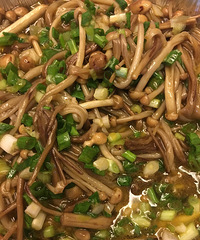 我爸爸做的晚饭!你们看了会嫉妒我的~