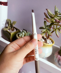 �Ƽ�һ֧�Լ۱ȳ��ߵ�ü�ʣ��ܺ���ɫ����������ױӴ