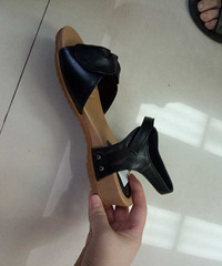 ����ܻ���ڹ�����Ҳȥ���˼�˫�����ְ�Ҳ����˫��Ь