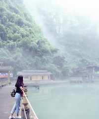 烟雨苗寨