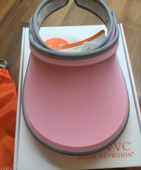 vvc质保来了~~~~验证是正品~~确实有防晒效果