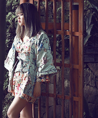 �̻ҵķ�ɫ��ͷ�д����ʺ�