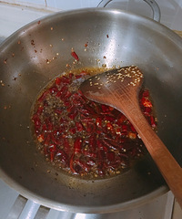 鲜香麻辣的牙签肉