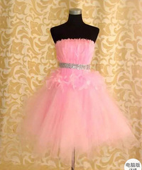 ���ְ���ȹ����ᴩ��