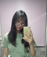 �Ƽ���ʮ����ɫ��Ʒ�����죬�·���ȹ�ӡ�������Ь�Ӷ���