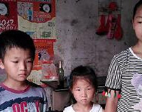 父母加班触电身亡,三姐弟成孤儿