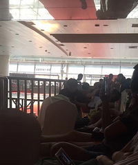 通宵排队,家博会0元床、0元床垫抢到手