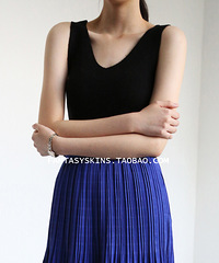 �����ļ�����һ����ɫ�����������ղصı���ɫ���䵥Ʒ